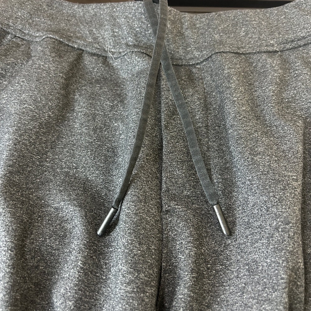 Lululemon Men’s Discipline Pant | Size M | Grey - Picture 8 of 9